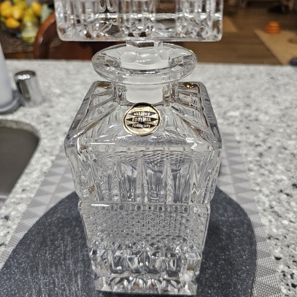 Sclarny Bohemia Crystal Glass Decanter - Picture 3 of 13